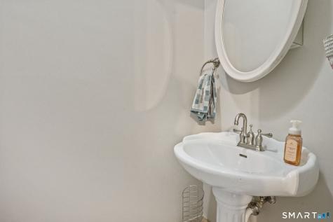 1431 Farmington Avenue Farmington CT 06032