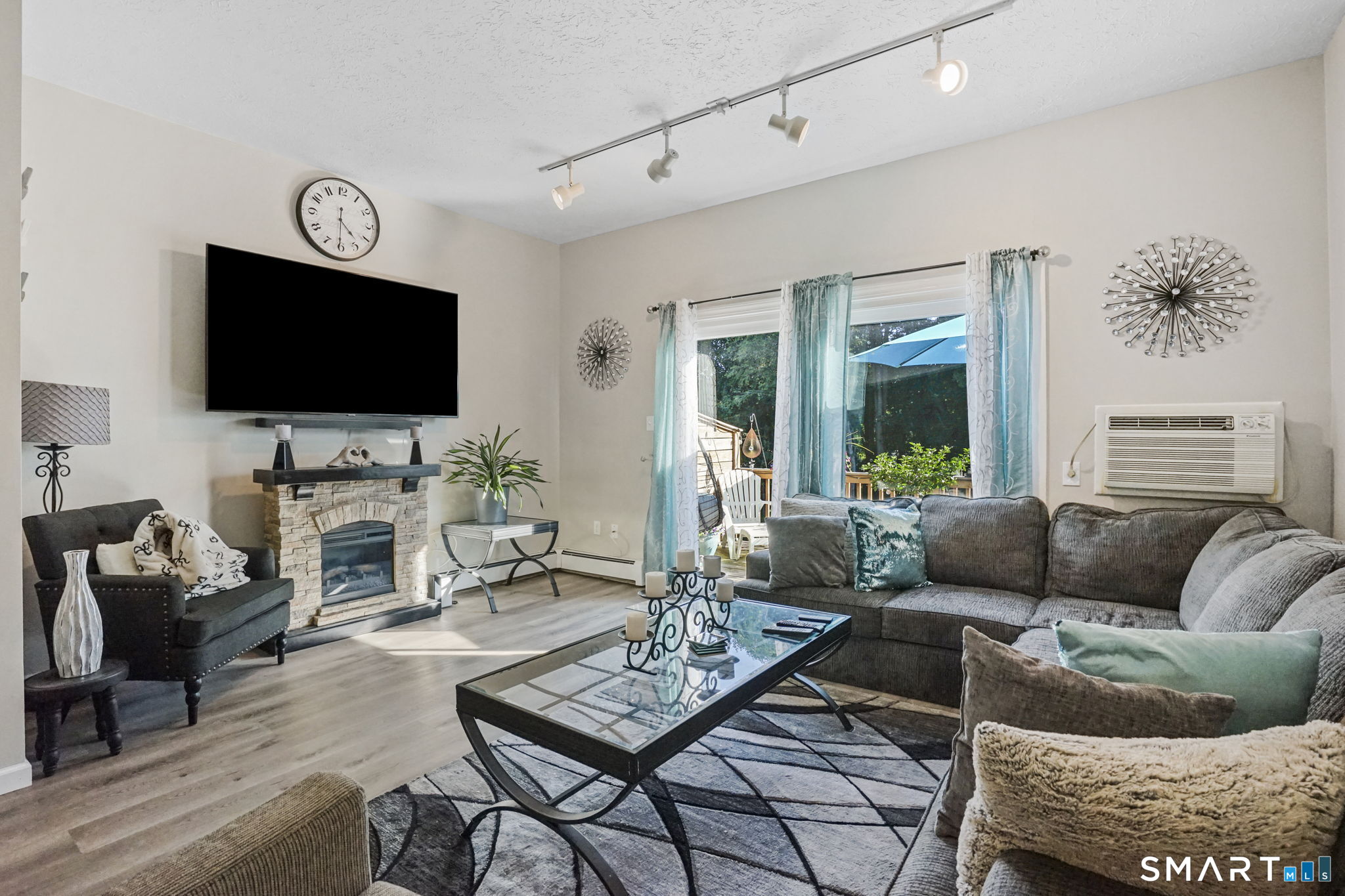 1431 Farmington Avenue Farmington CT 06032