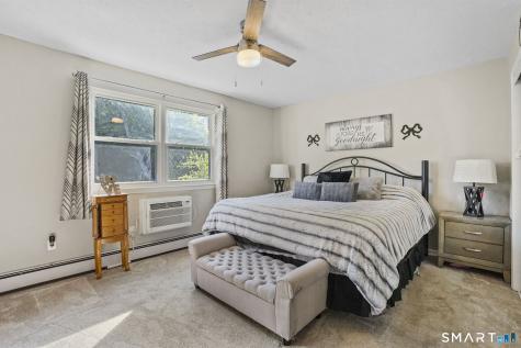 1431 Farmington Avenue Farmington CT 06032
