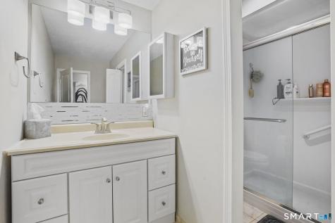 1431 Farmington Avenue Farmington CT 06032