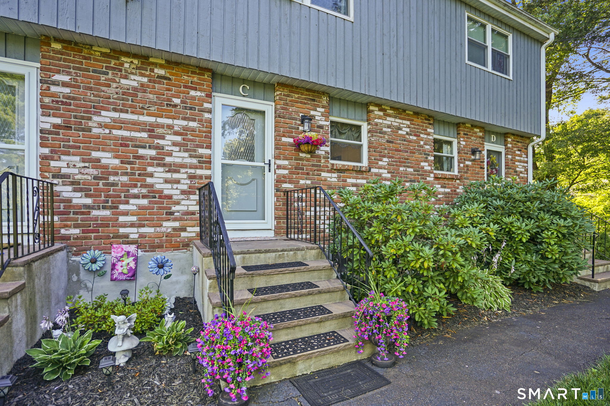 1431 Farmington Avenue Farmington CT 06032