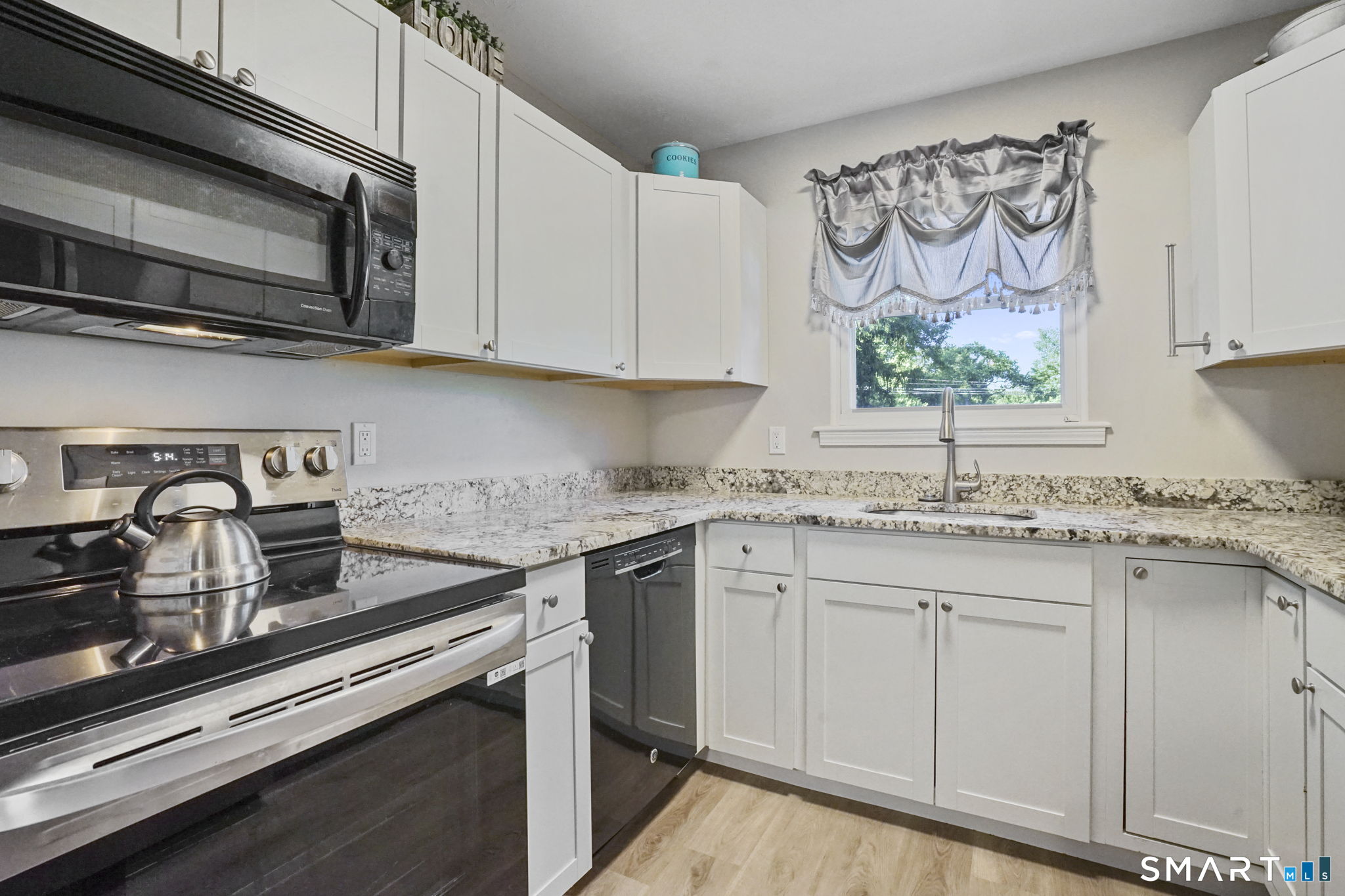1431 Farmington Avenue Farmington CT 06032