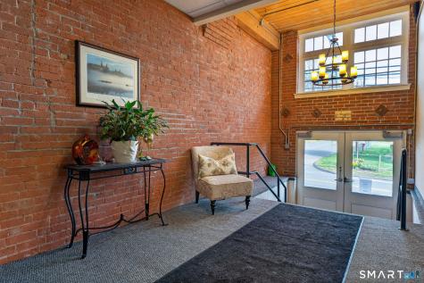 10 Main Street Berlin CT 06037