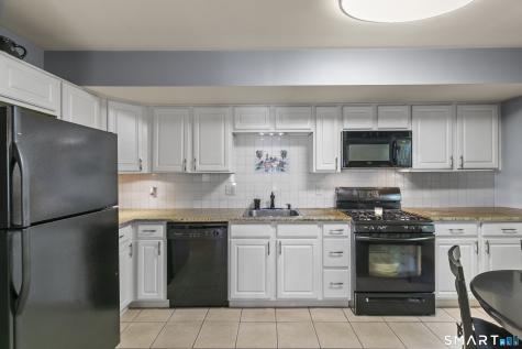 663 West Avenue Milford CT 06461