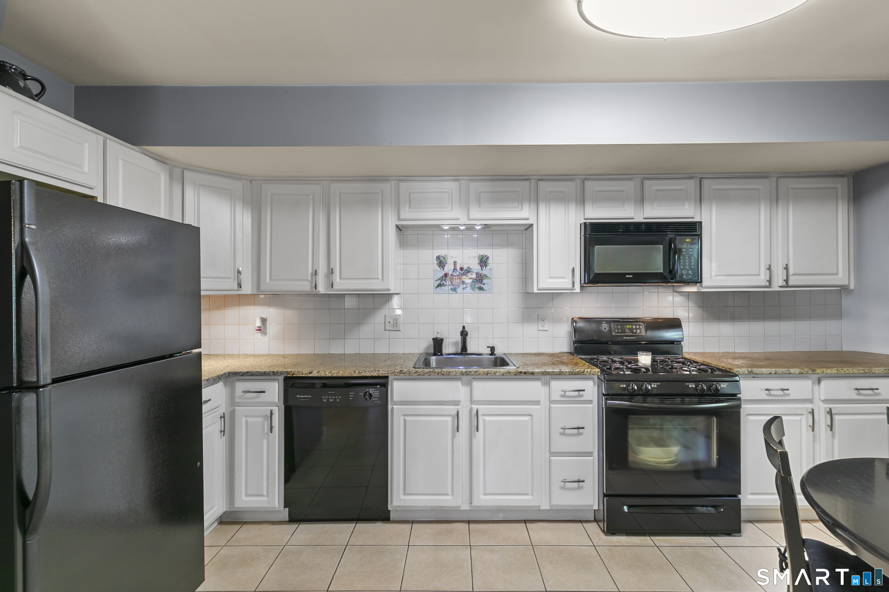 663 West Avenue Milford CT 06461