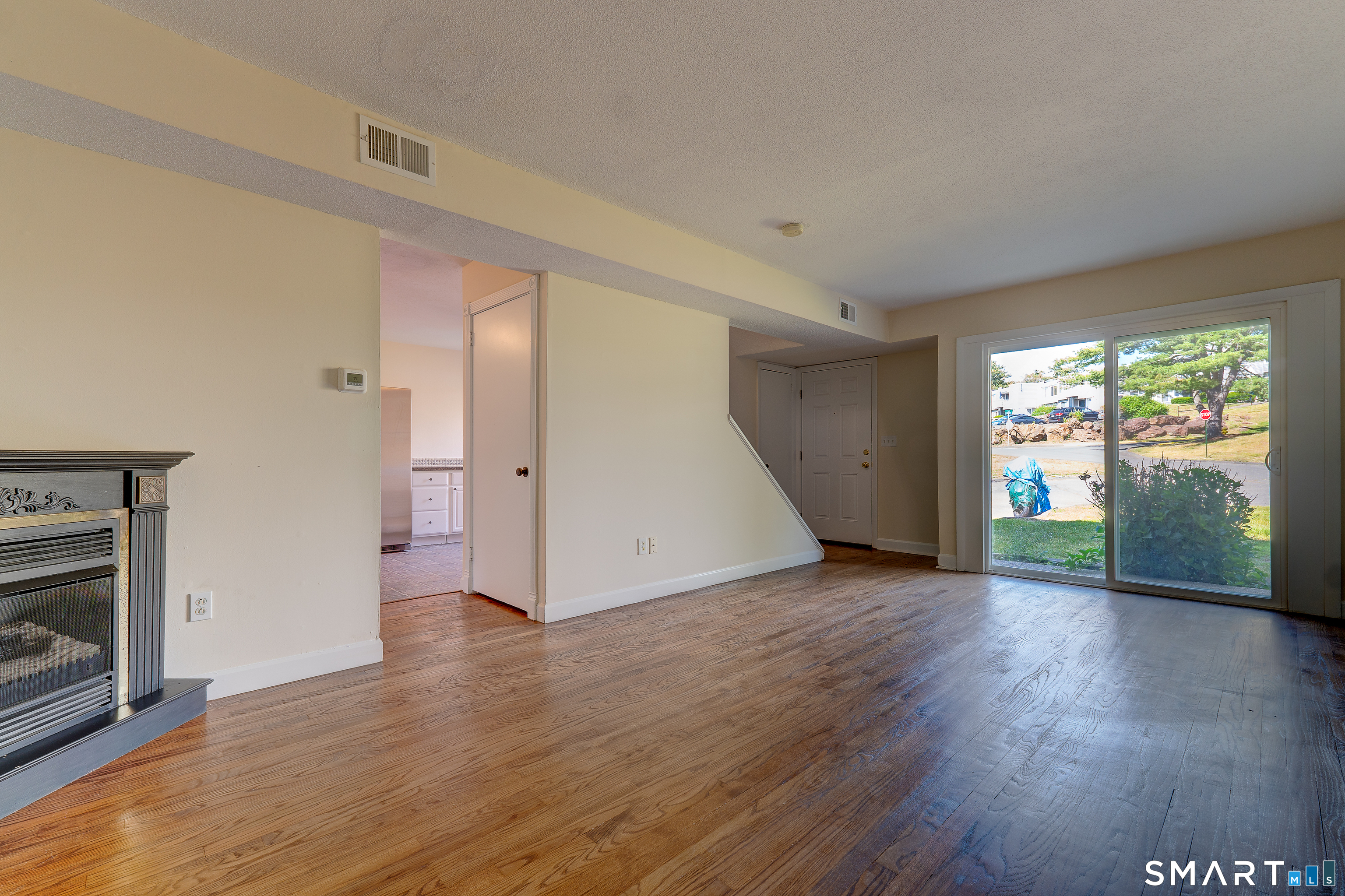 4 Birch Lane East Haven CT 06513