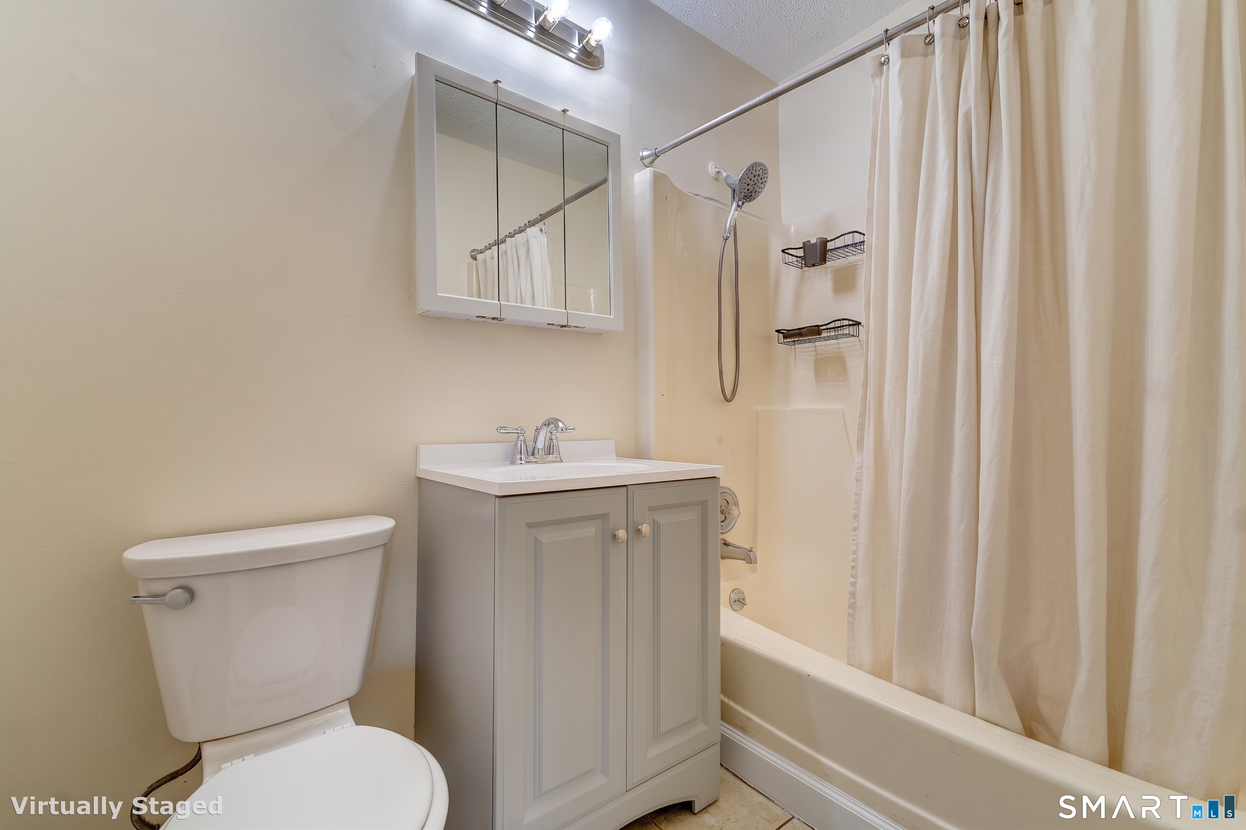 4 Birch Lane East Haven CT 06513