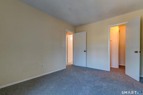 4 Birch Lane East Haven CT 06513