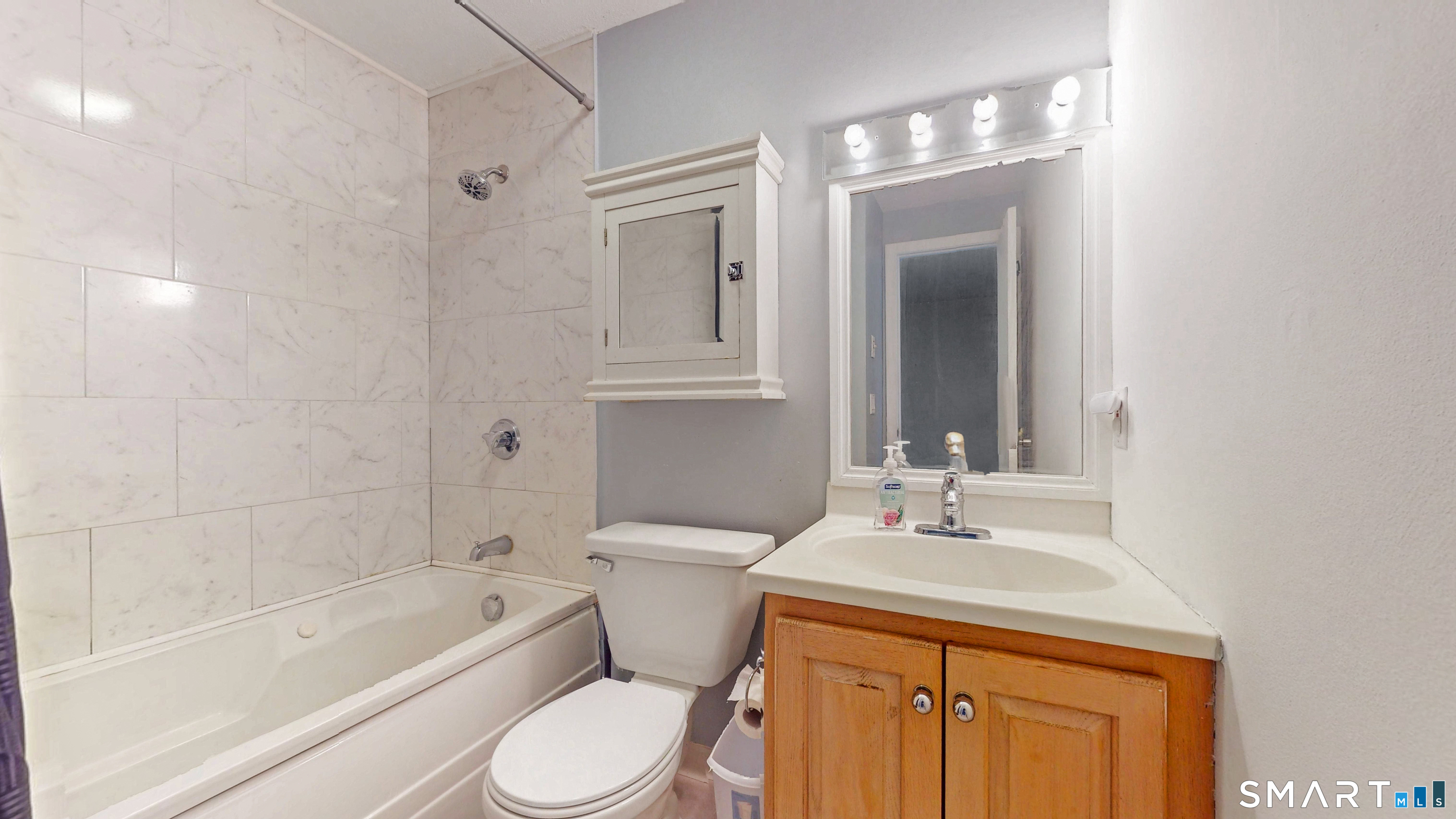 11 Coronado Drive Newington CT 06111