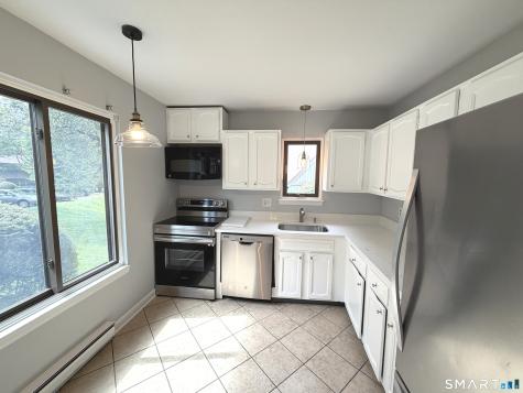 11 Acorn Lane Brookfield CT 06804