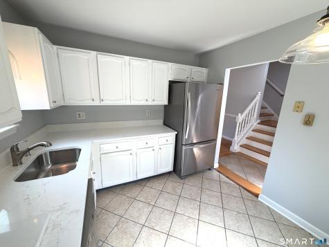 11 Acorn Lane Brookfield CT 06804
