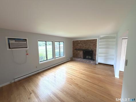 11 Acorn Lane Brookfield CT 06804
