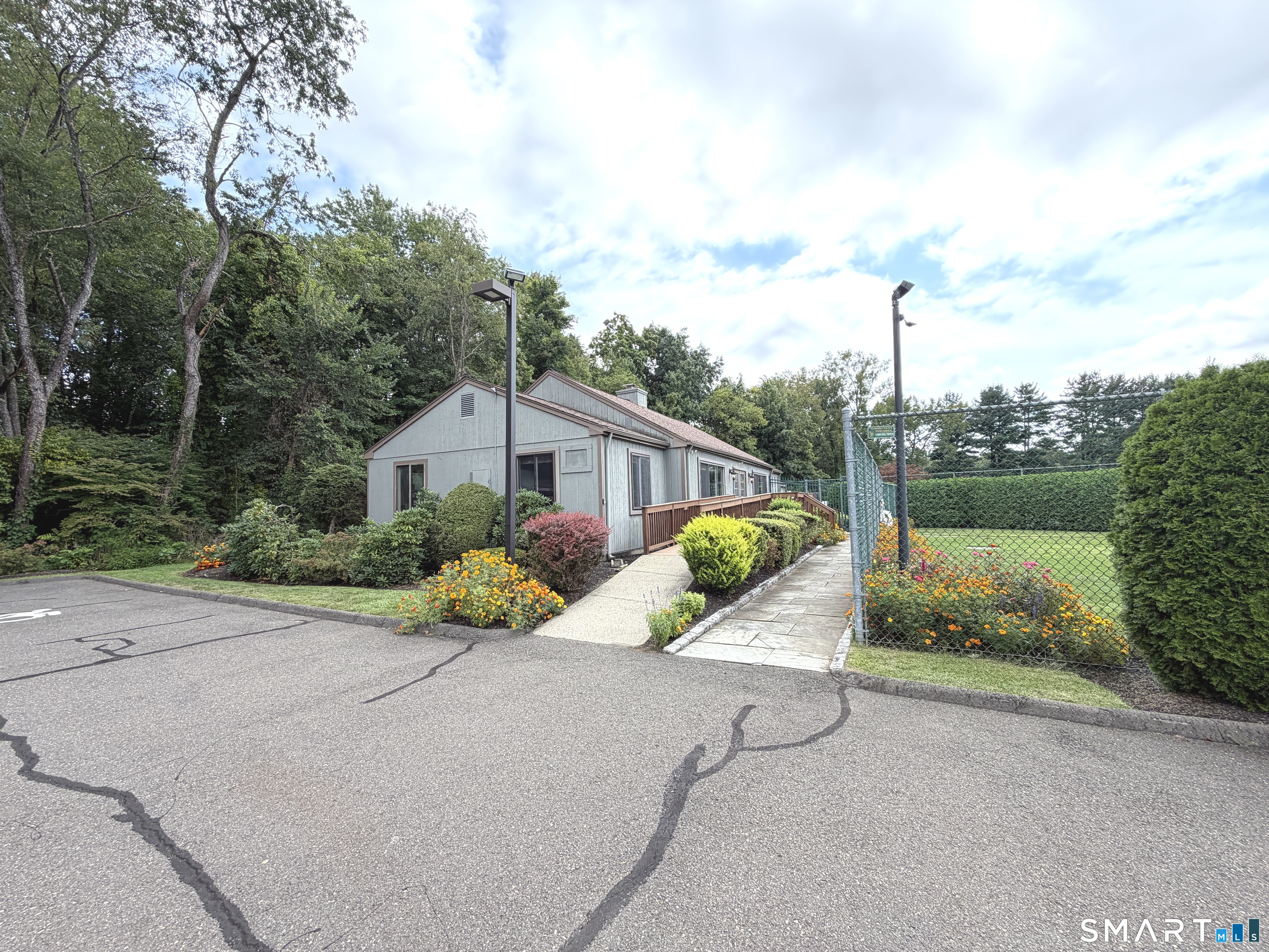 11 Acorn Lane Brookfield CT 06804