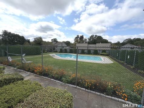 11 Acorn Lane Brookfield CT 06804