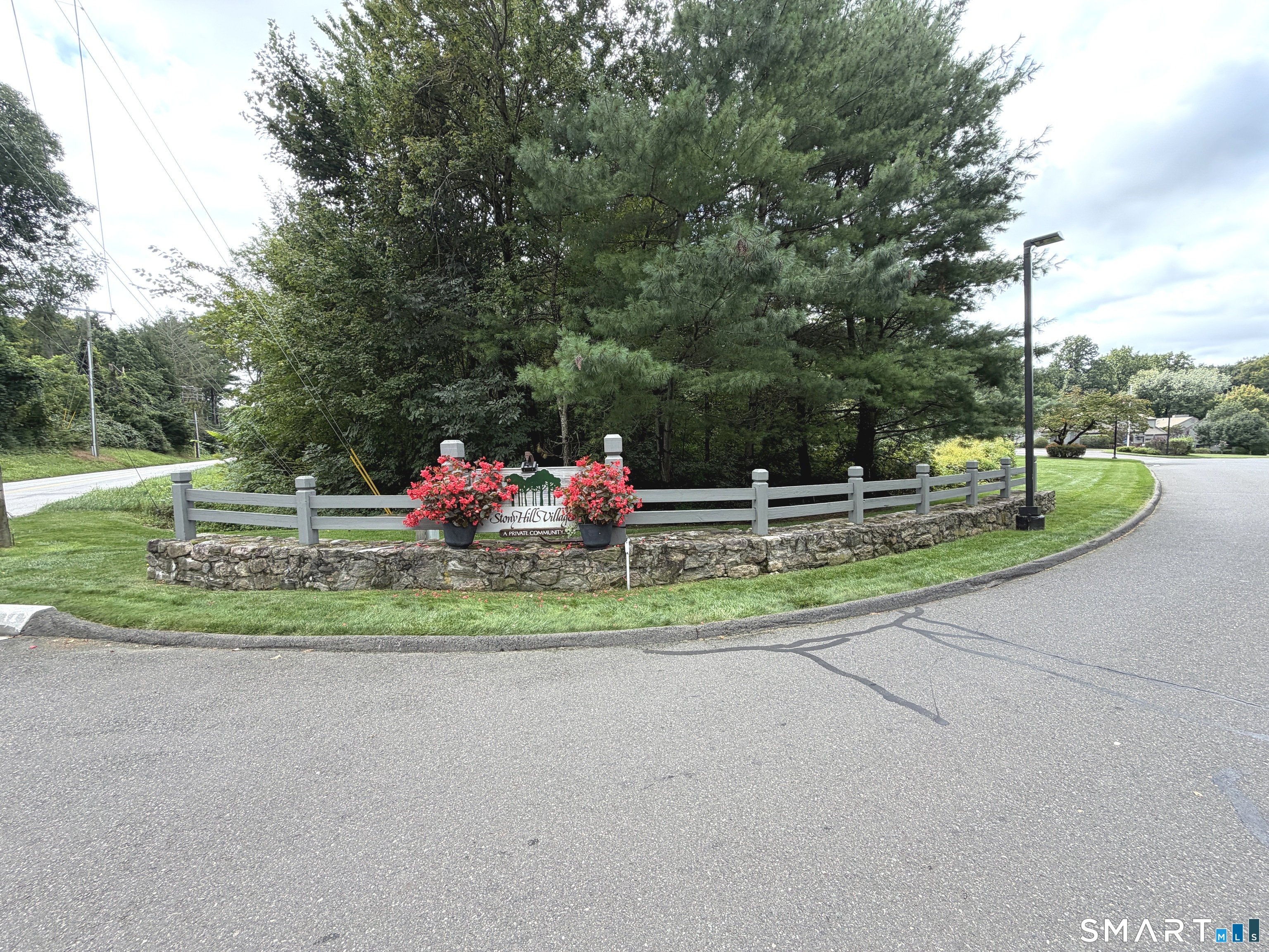 11 Acorn Lane Brookfield CT 06804