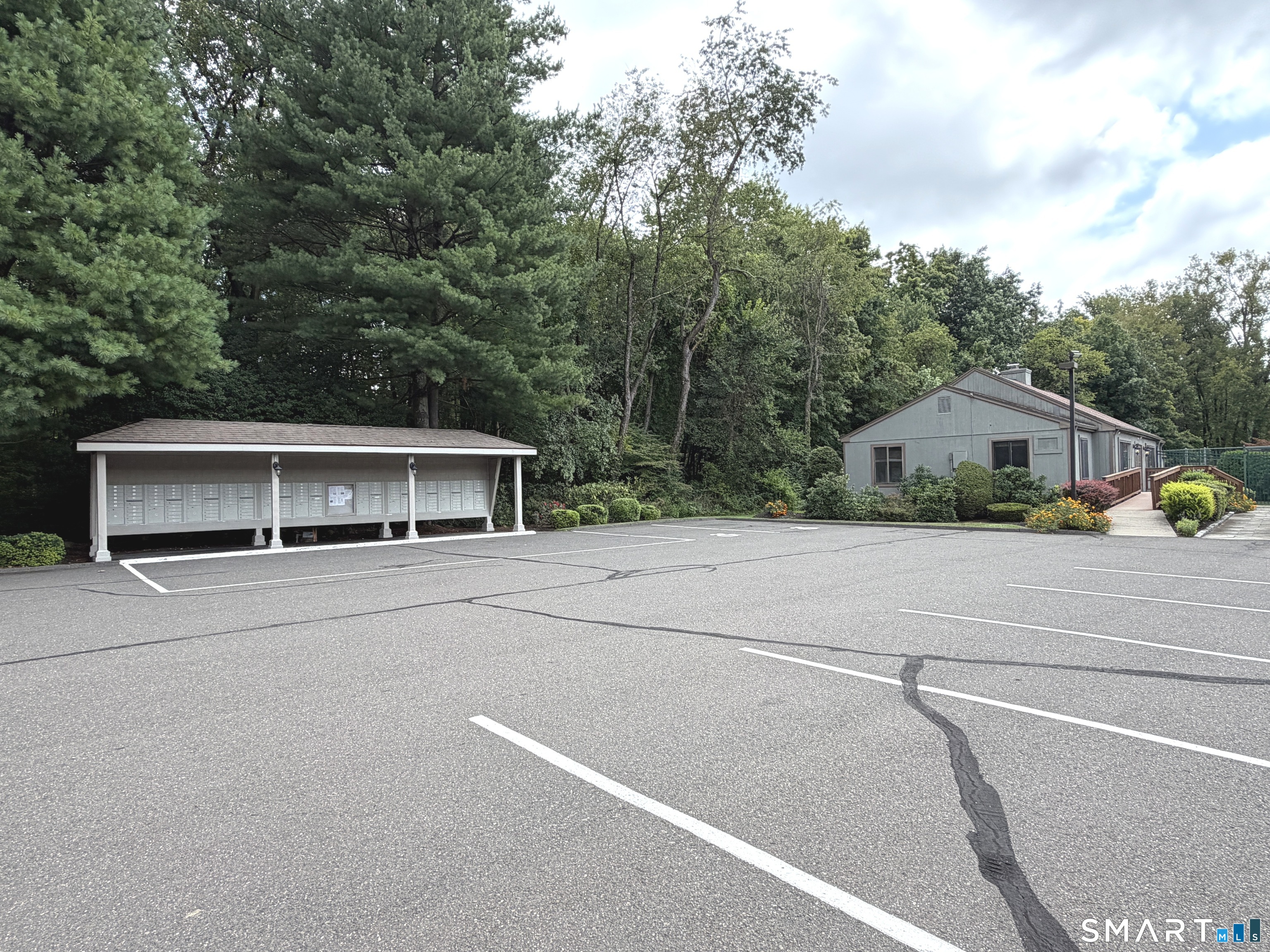 11 Acorn Lane Brookfield CT 06804