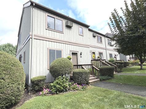 11 Acorn Lane Brookfield CT 06804