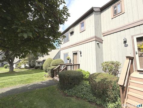 11 Acorn Lane Brookfield CT 06804