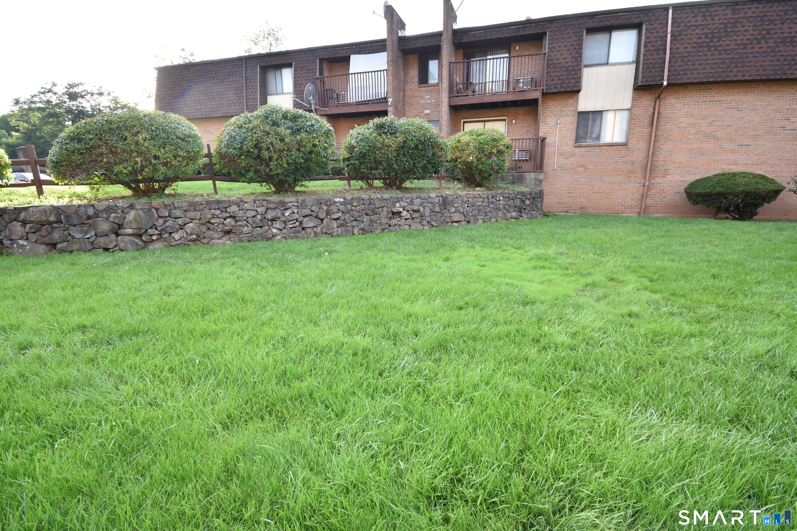 Meriden CT, 525 Crown Street, Unit 166