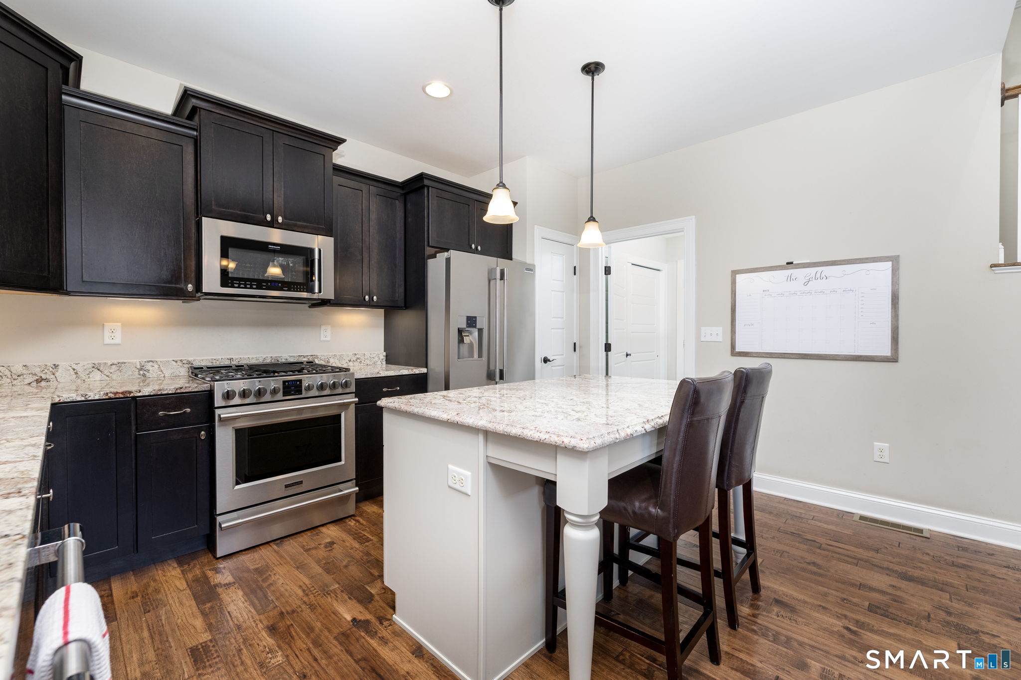 144 Mulholland Way North Haven CT 06473