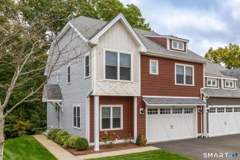 144 Mulholland Way North Haven CT 06473