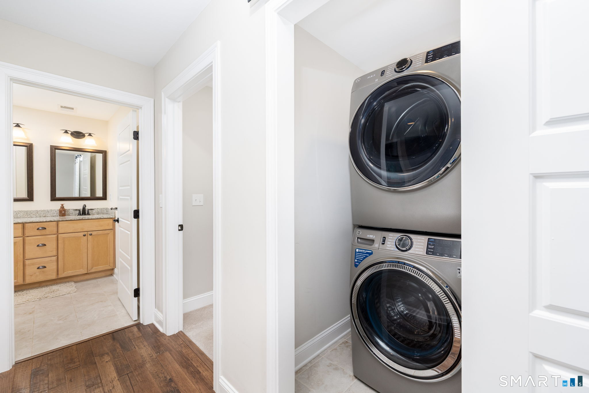 144 Mulholland Way North Haven CT 06473