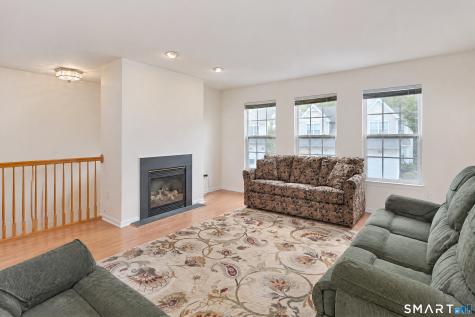 1703 Eaton Court Danbury CT 06811