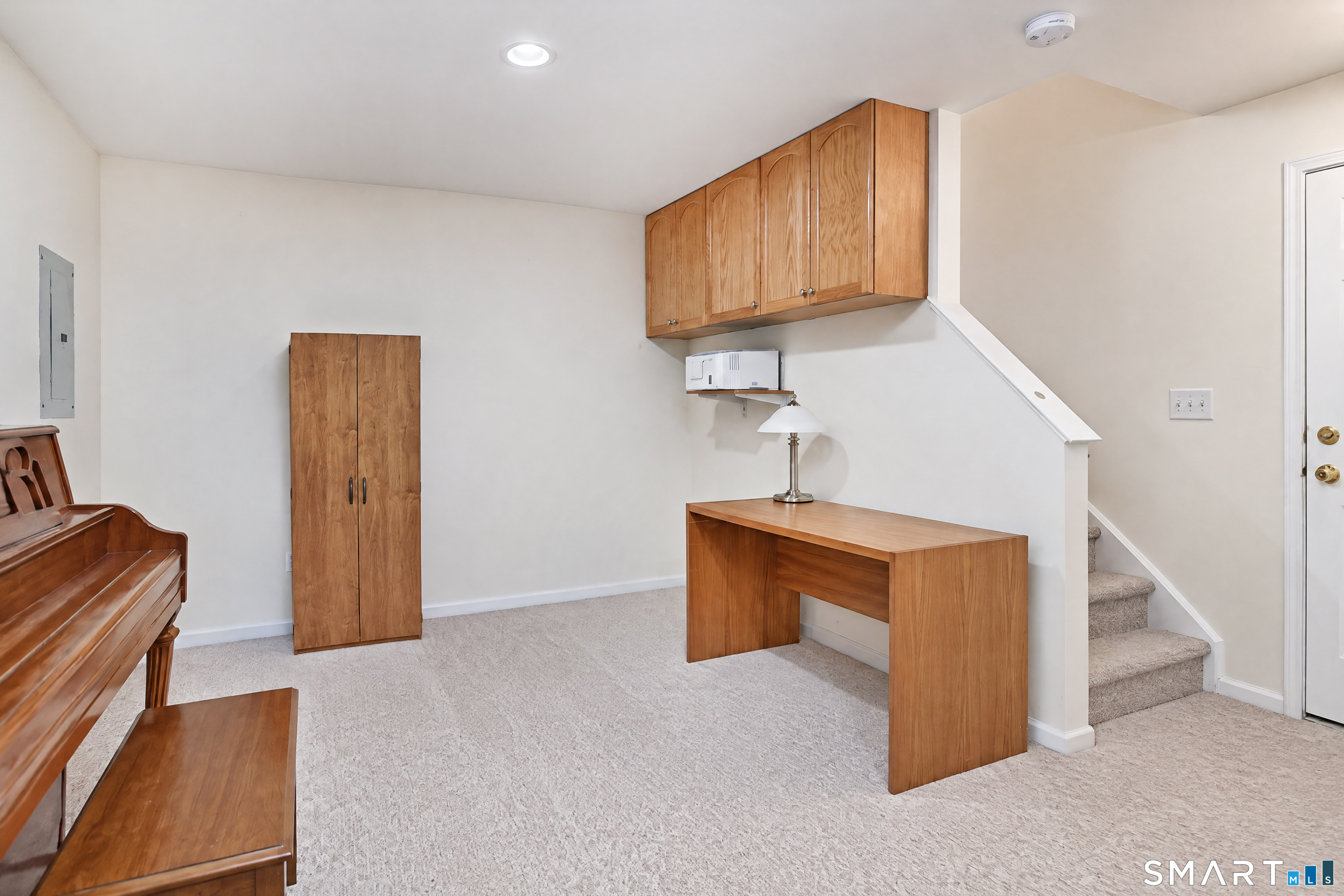 1703 Eaton Court Danbury CT 06811