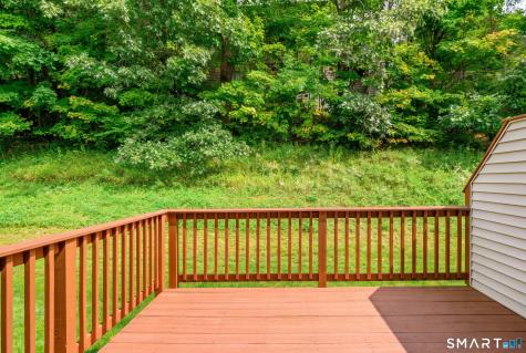 1703 Eaton Court Danbury CT 06811