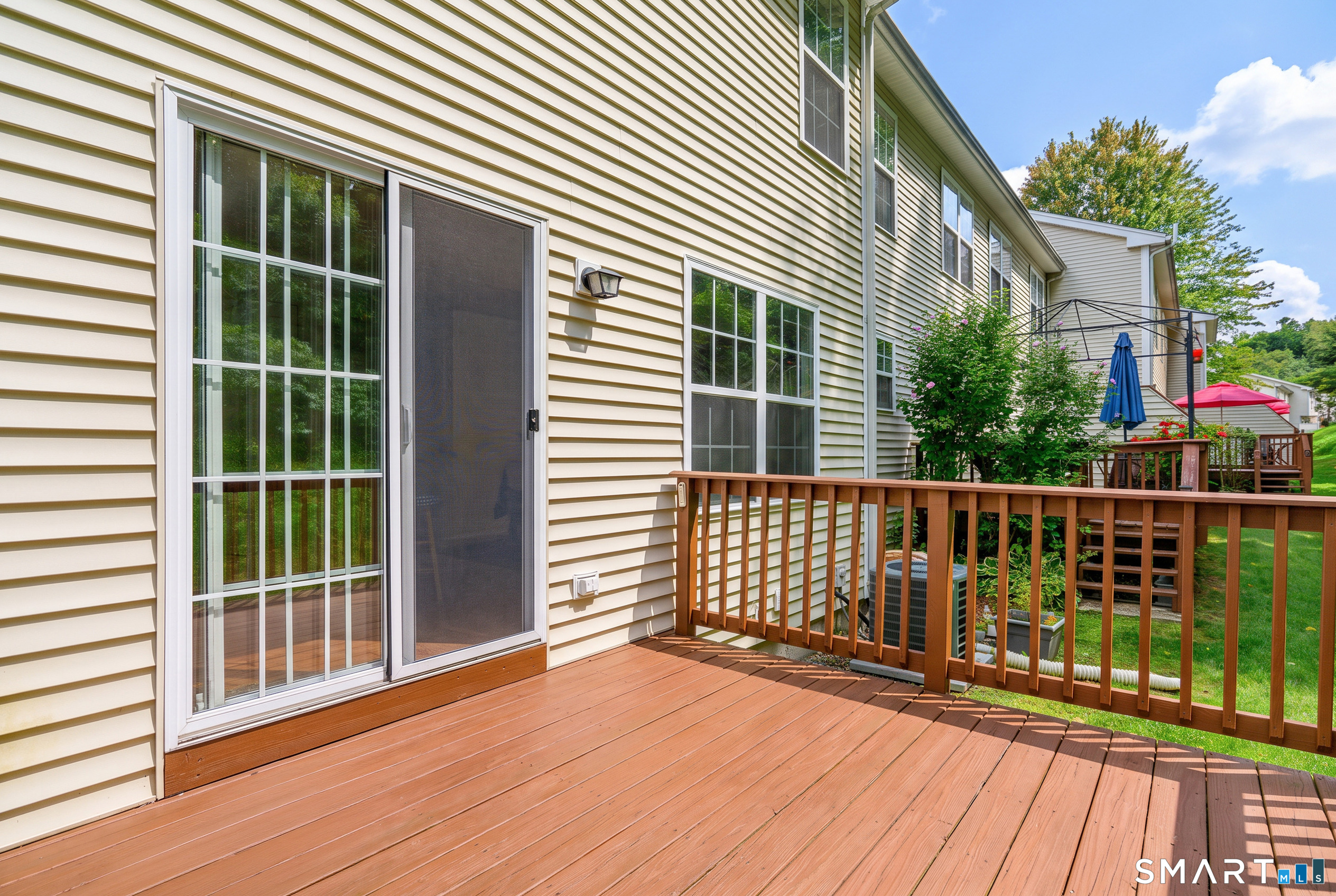 1703 Eaton Court Danbury CT 06811