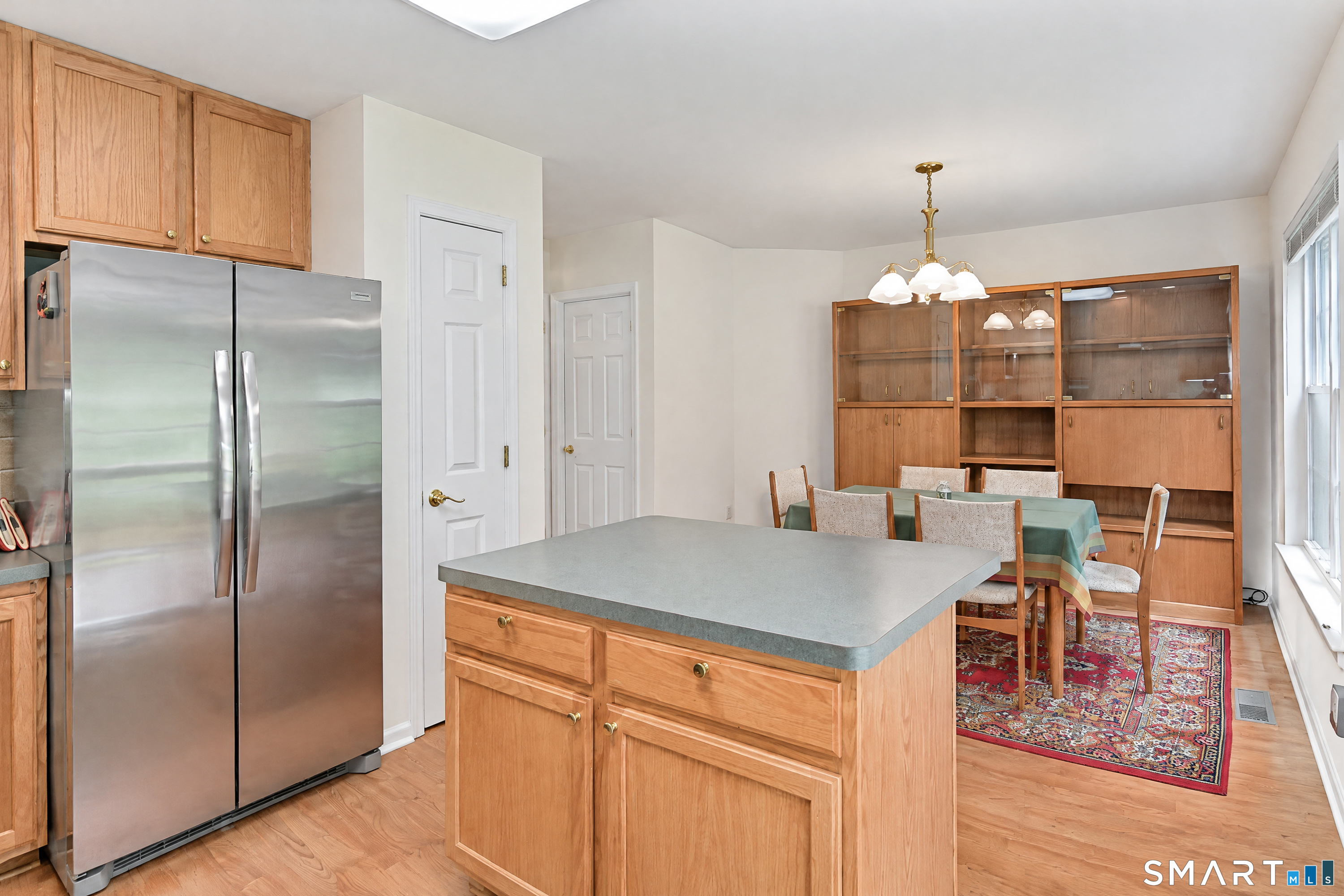 1703 Eaton Court Danbury CT 06811