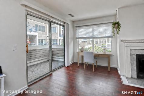 21 Harbour Close New Haven CT 06405