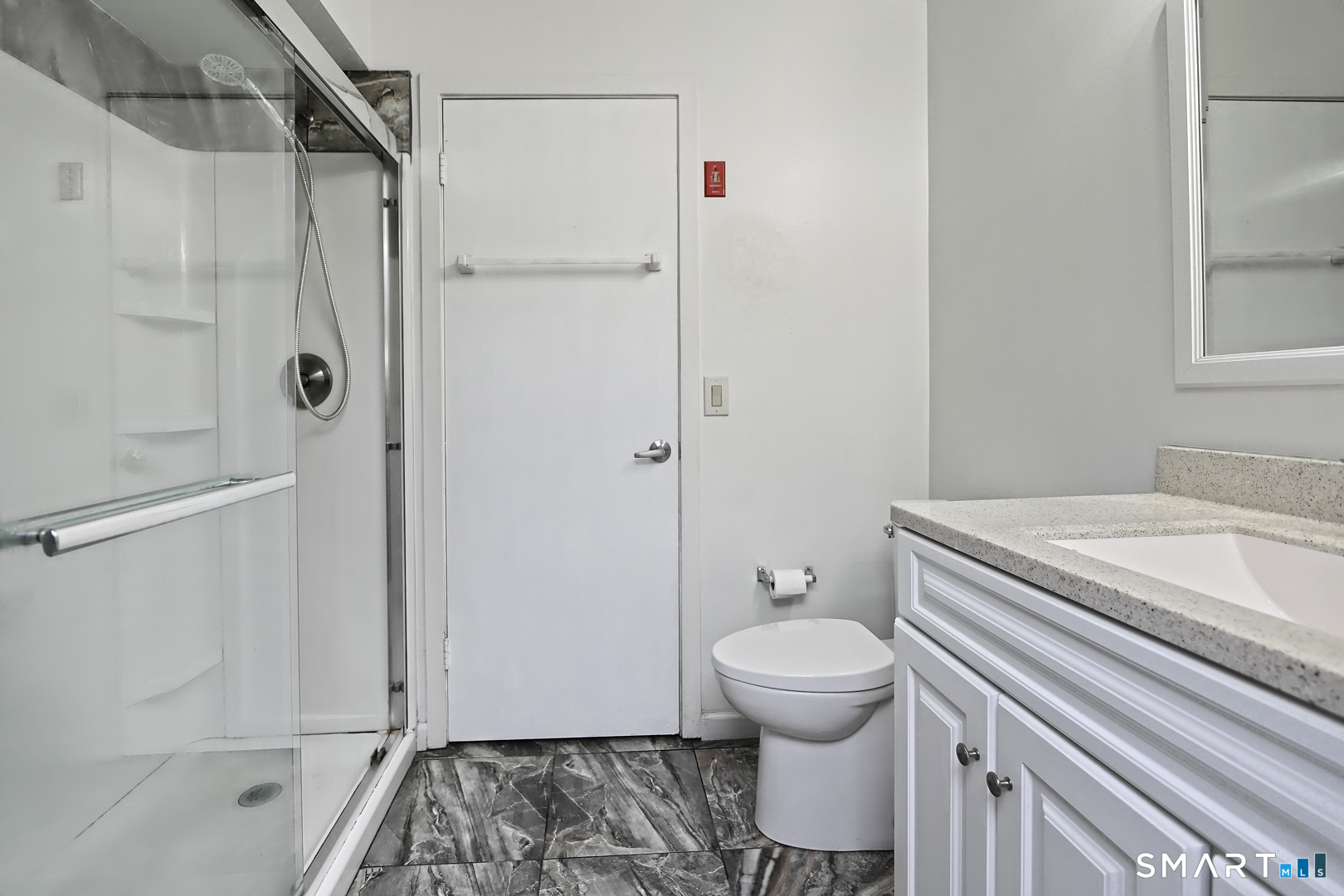 21 Harbour Close New Haven CT 06405