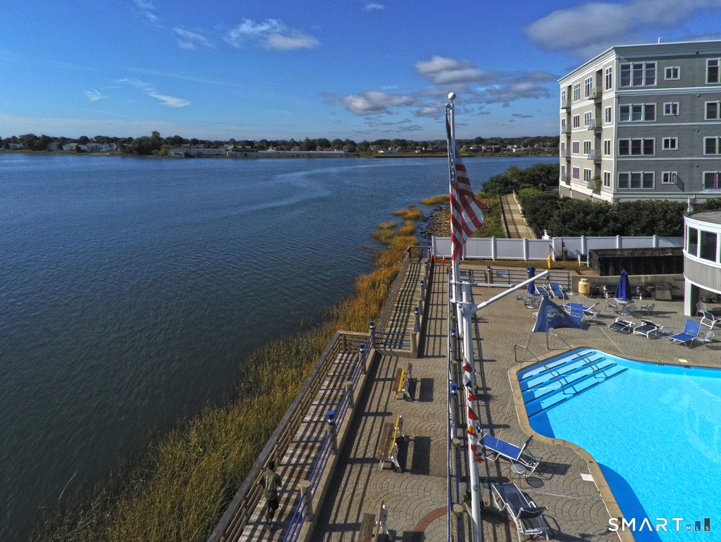 21 Harbour Close New Haven CT 06405