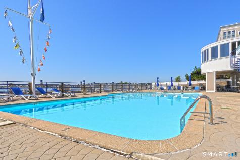 21 Harbour Close New Haven CT 06405