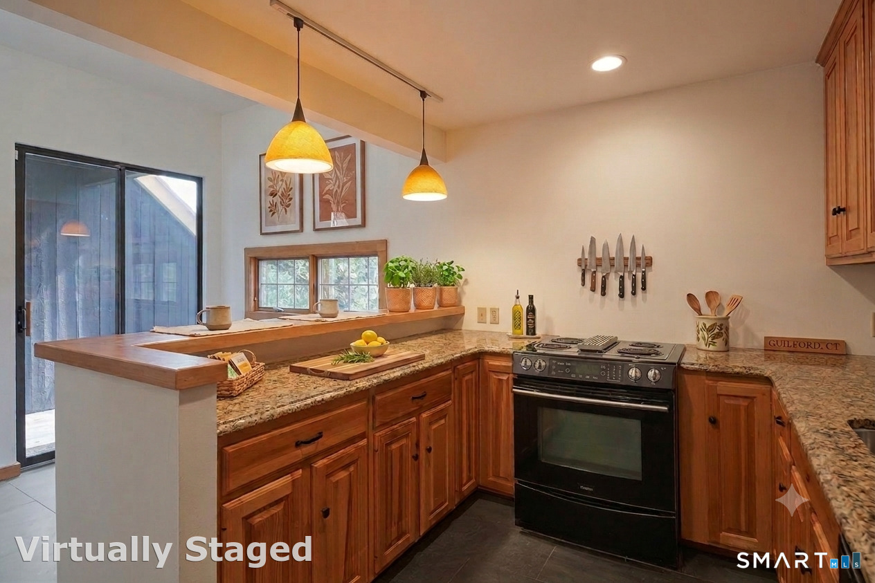 65 Long Hill Farm Unit 65 Guilford CT 06437