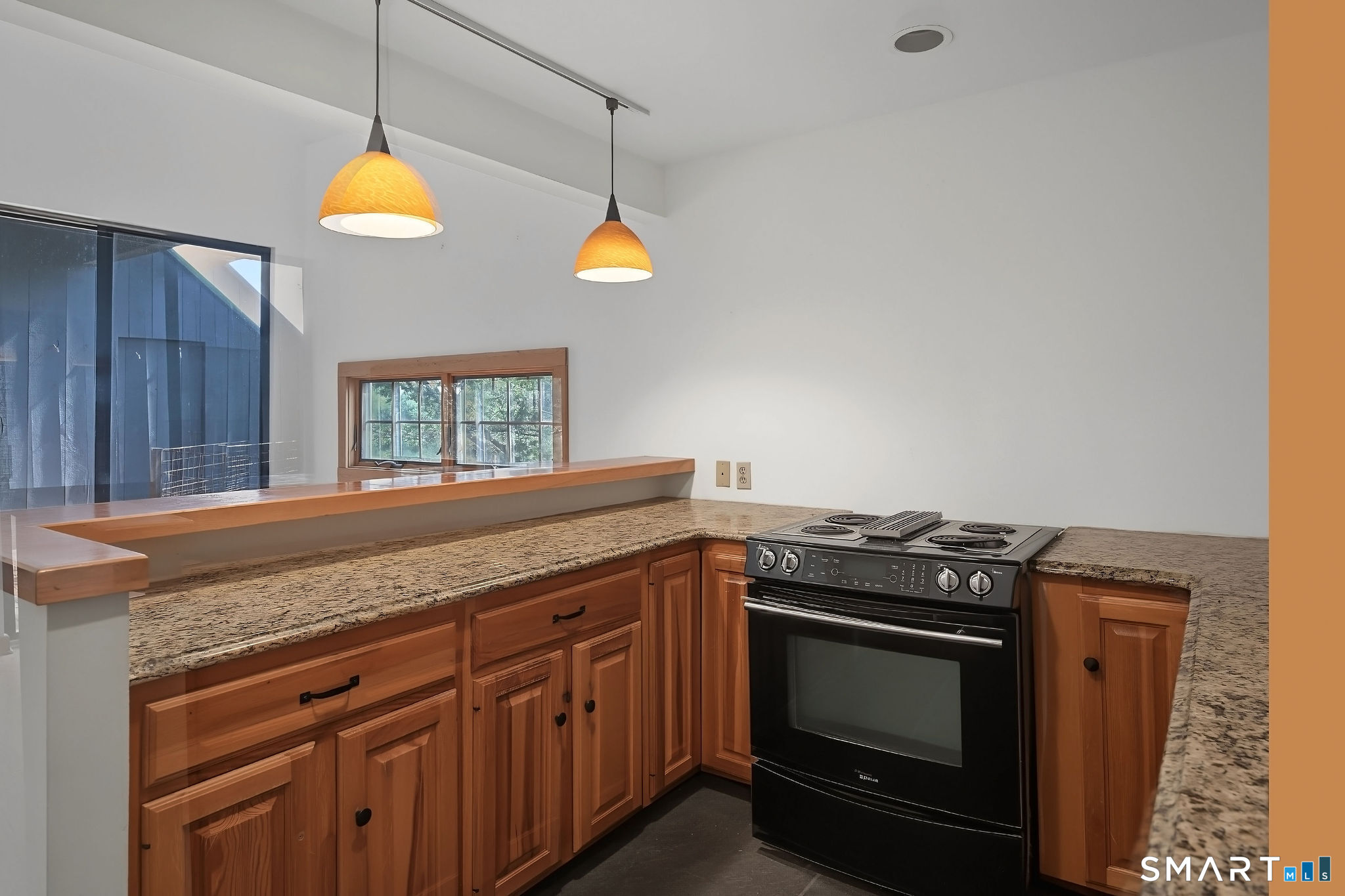 65 Long Hill Farm Unit 65 Guilford CT 06437