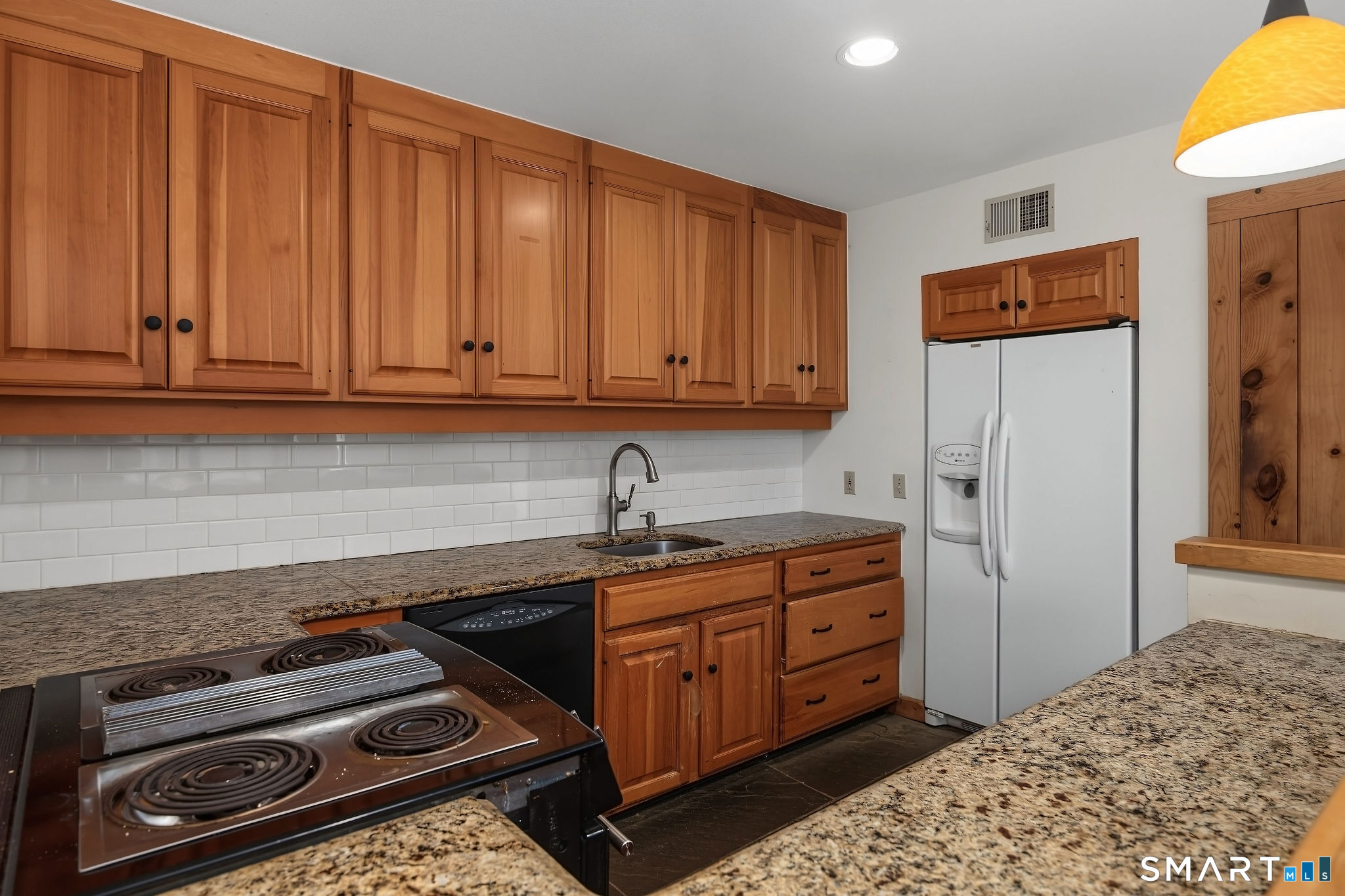65 Long Hill Farm Unit 65 Guilford CT 06437