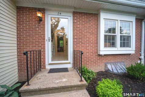 24 Tapping Reeve Village Litchfield CT 06759