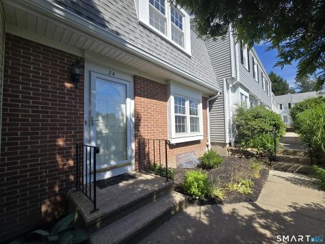 24 Tapping Reeve Village Litchfield CT 06759
