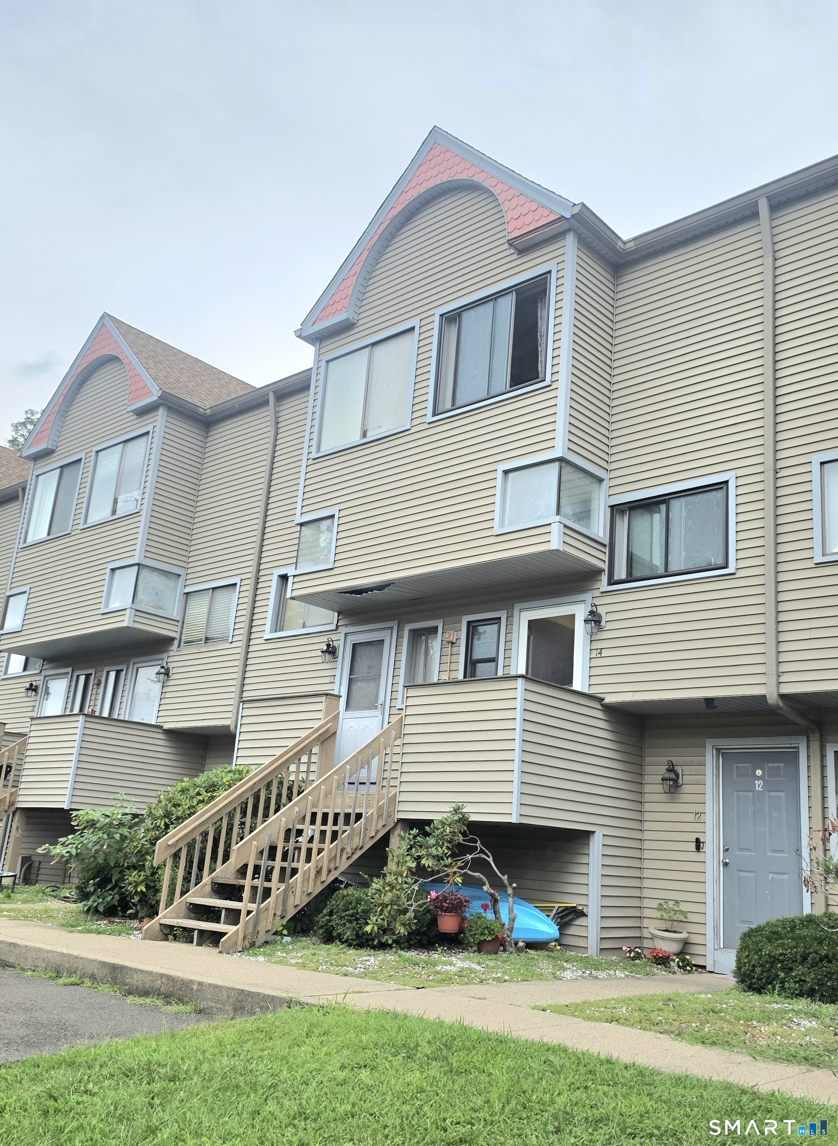 40 Crest Street West Haven CT 06516