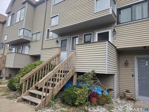 40 Crest Street West Haven CT 06516