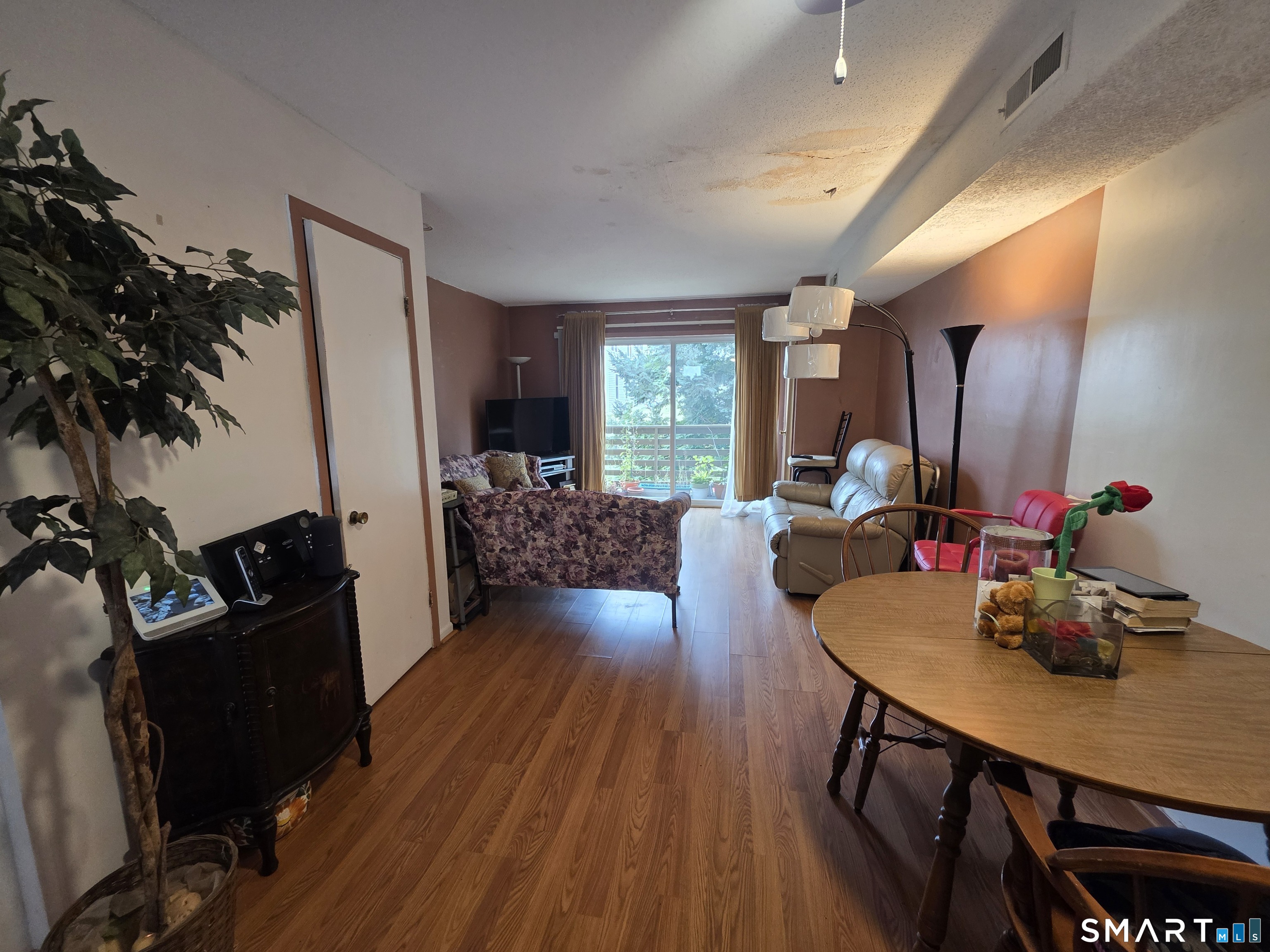 40 Crest Street West Haven CT 06516
