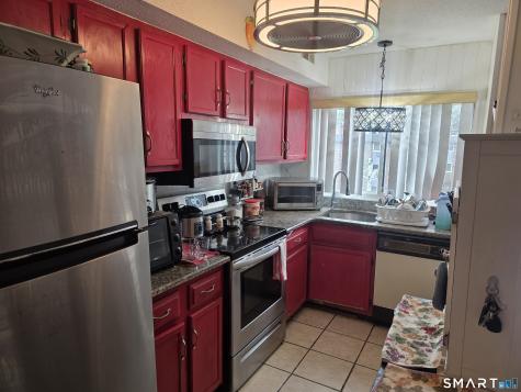 40 Crest Street West Haven CT 06516