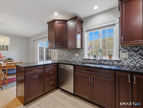 160 Briar Lane Norwich CT 06360