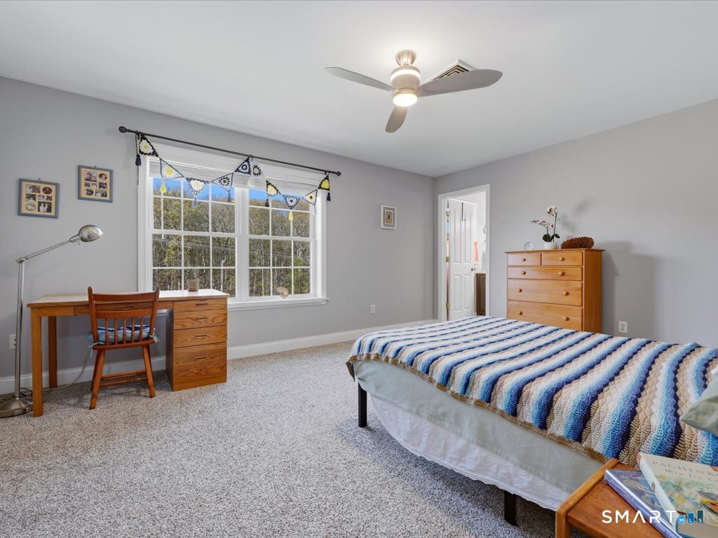 160 Briar Lane Norwich CT 06360