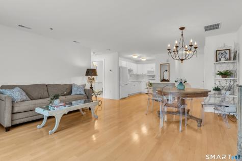 80 Southwick Court Cheshire CT 06410