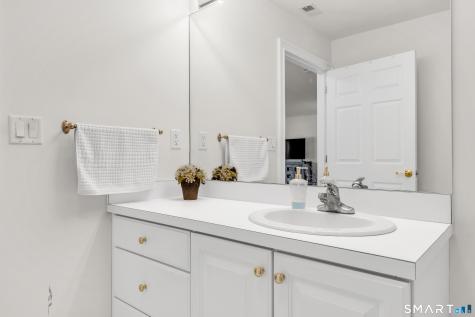 80 Southwick Court Cheshire CT 06410