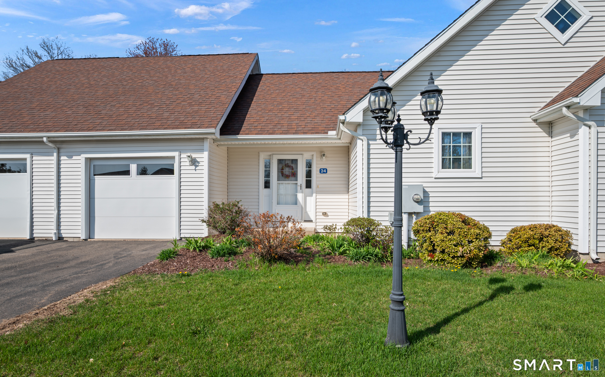 24 Joanne Drive East Hartford CT 06108