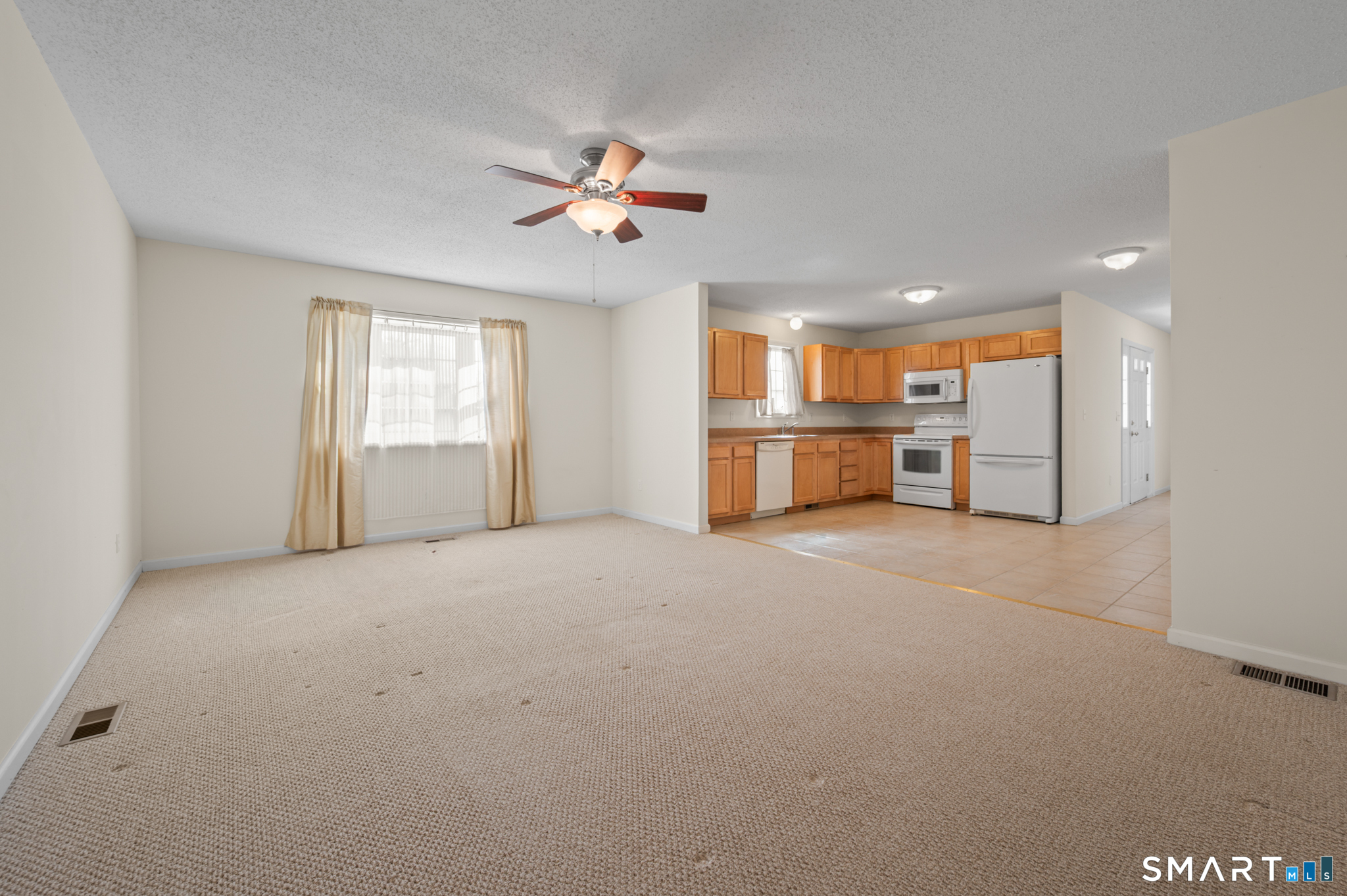 24 Joanne Drive East Hartford CT 06108